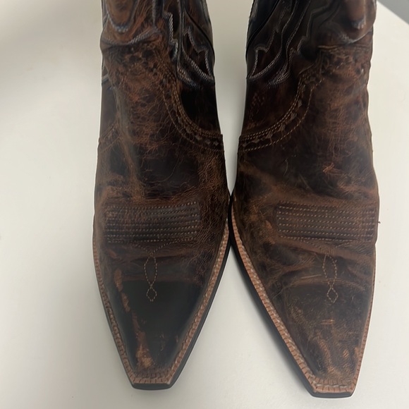Ariat leather cowboy boots - Picture 5 of 6